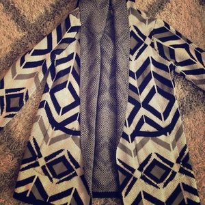 Beautiful Aztec print hooded warm sweater